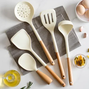 Silicone Turners Kitchen Tools Wooden Handle Spatula Fried Shovel Egg Fish Frying Pan Scoop Spatula Cooking Utensils